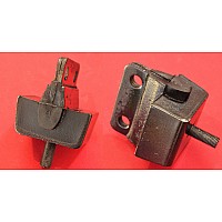 TRIUMPH GT6 MkI II & III Engine Mounts x 2 & Kit de montage UKC8330 TRIUMPH GT6 MkI II & III Engine Mounts x 2 & Kit de montage UKC8330